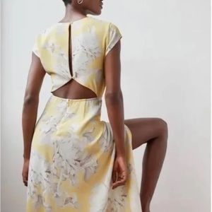 Aritzia Dress - PERFECT FOR SPRING!